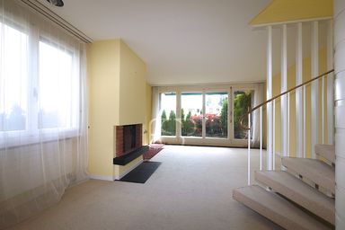 Blick vom Entrée in den Wohnbereich