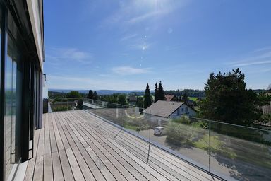 Blick von der Terrasse im Dachgeschoss Richtung Süden