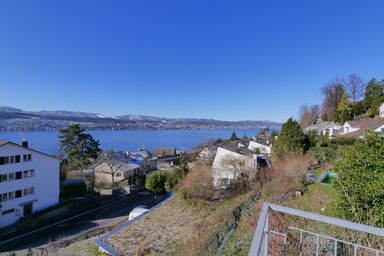 ...Panoramablick von Süden nach Westen!