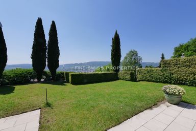 Ausblick in den Garten Richtung Westen