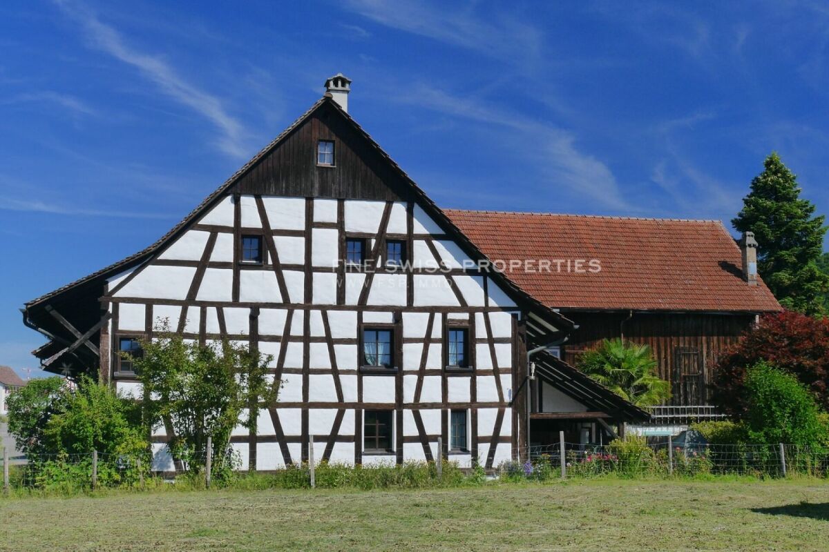 Das historische Riegelhaus von Aussen - ein wahres Bijou